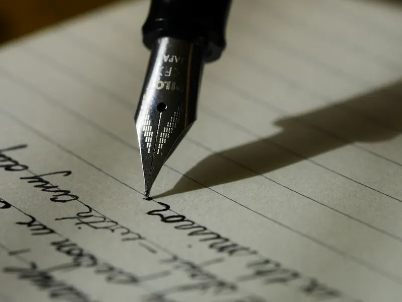 صورة غلاف مقال: كيف تكتب خطاب تقديم (Cover Letter) احترافي في 2026 — مع أمثلة جاهزة بالعربي والإنجليزي